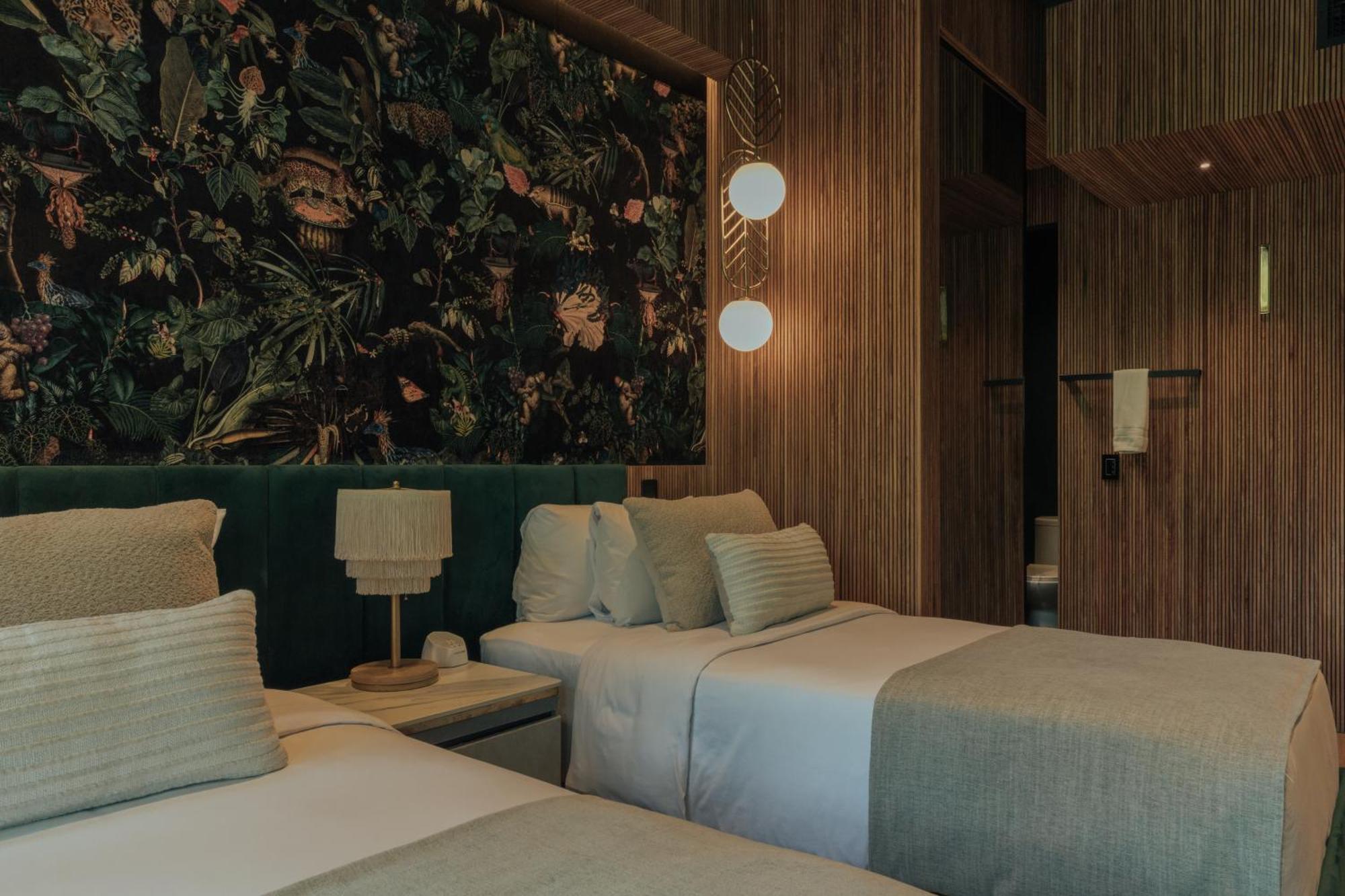 Selvario 36 Hotel Меделин Стая снимка